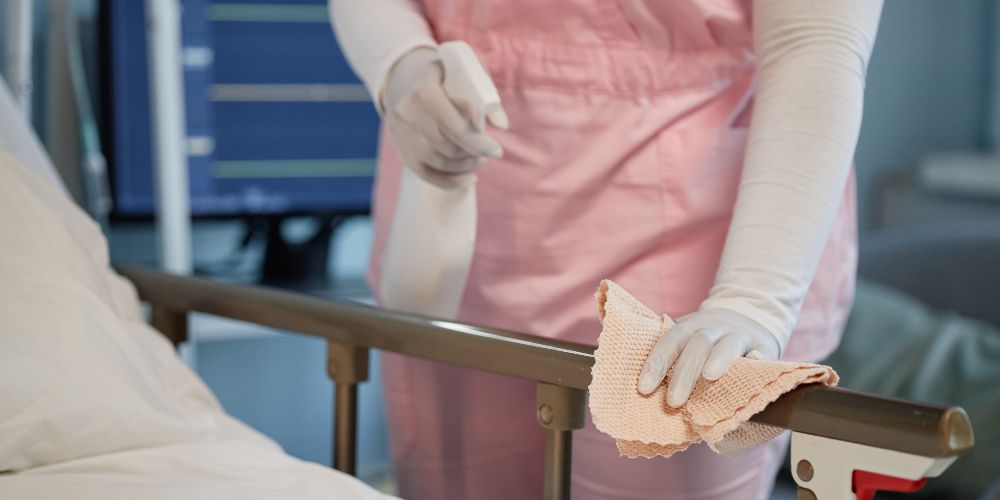 Healthcare and Specialized Facilities areas cleaning